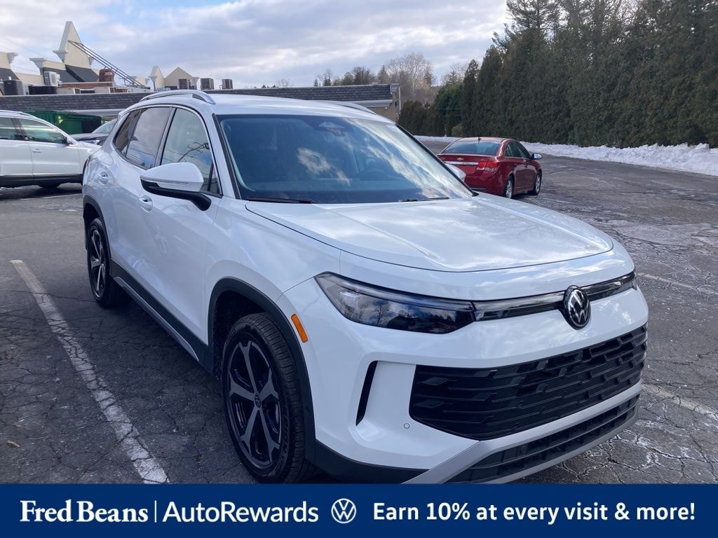 New 2026 Volkswagen Tiguan 2.0T SE SUV