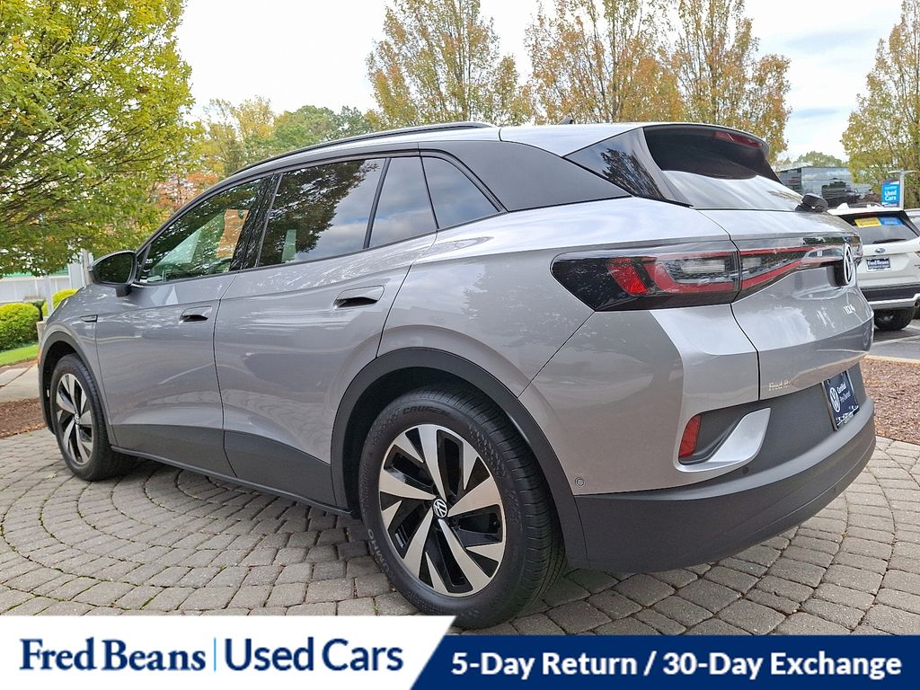 2023 Volkswagen ID.4 Pro photo 4