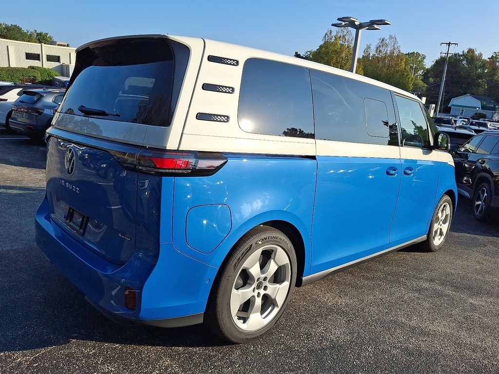 New 2025 Volkswagen ID. Buzz Pro S Plus Van 4MOTION