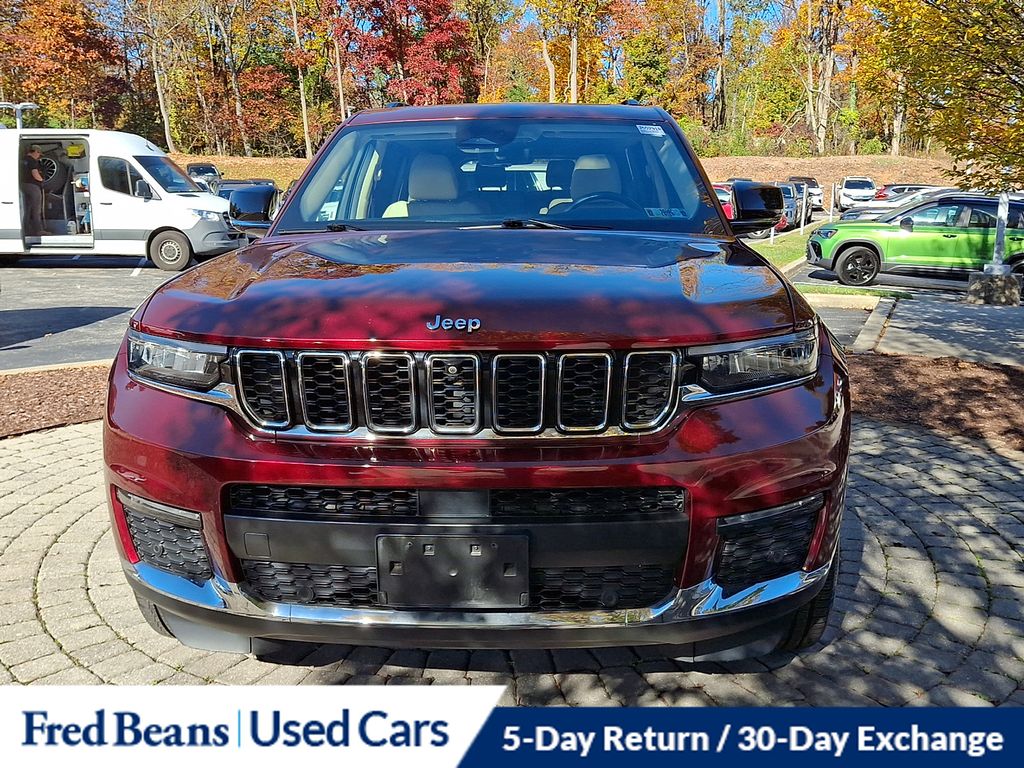 2021 Jeep Grand Cherokee Limited photo 2