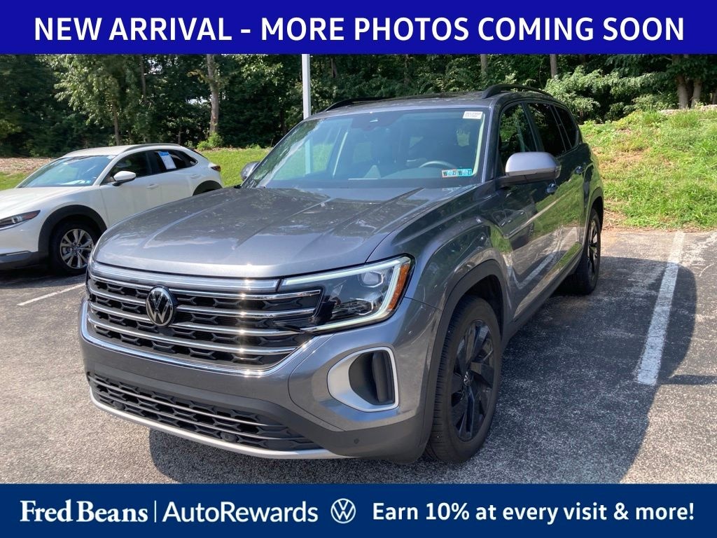 Used 2024 Volkswagen Atlas 2.0T SE w/Technology SUV