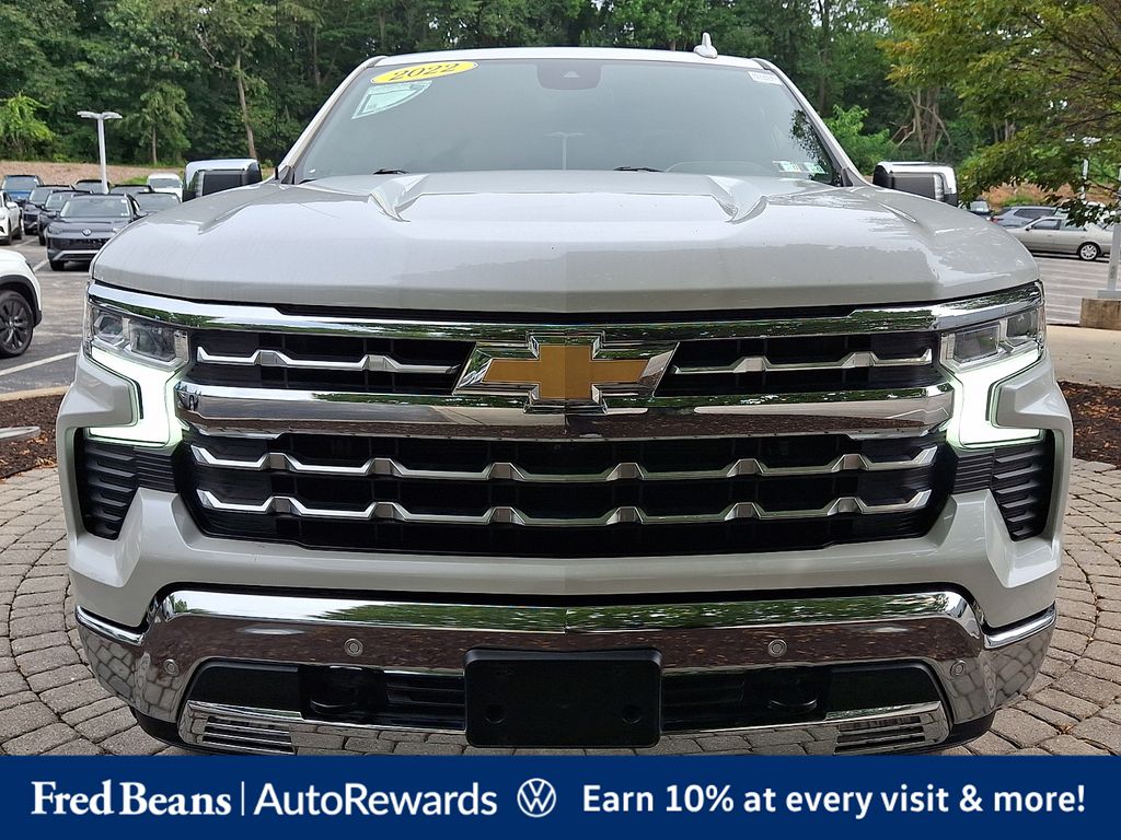 2022 Chevrolet Silverado 1500 LTZ - Photo 2