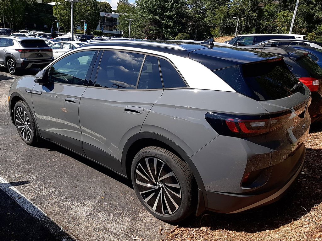 2023 Volkswagen ID.4 Pro Plus photo 4