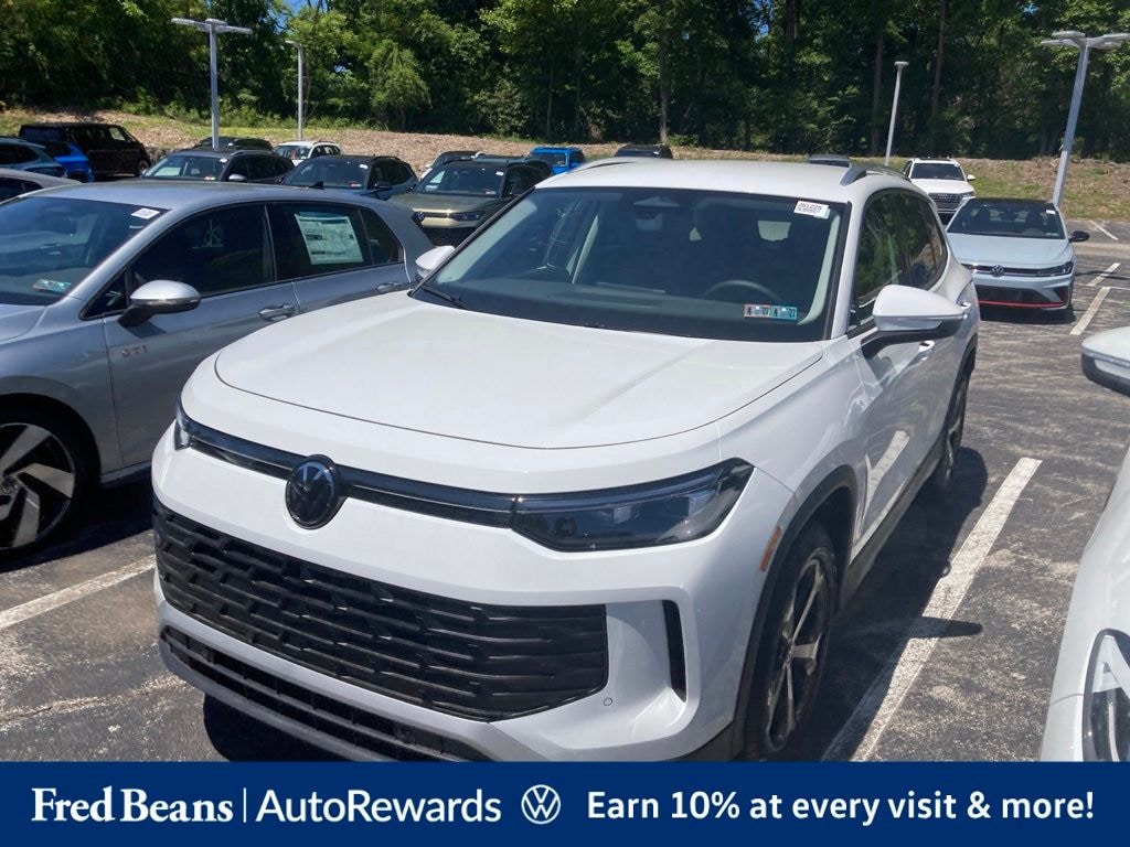 New 2026 Volkswagen Tiguan 2.0T SE SUV