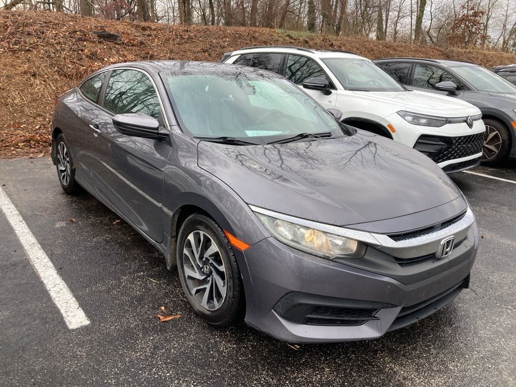 2016 Honda Civic LX's photo