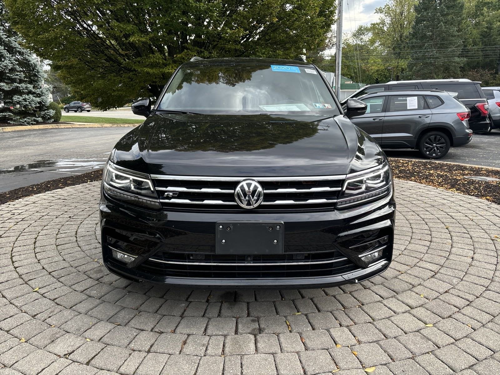 Certified 2020 Volkswagen Tiguan SEL Premium R-Line with VIN 3VV4B7AXXLM122805 for sale in Devon, PA