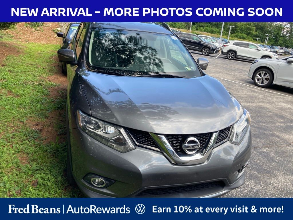 Used 2015 Nissan Rogue SL with VIN 5N1AT2MV6FC796799 for sale in Devon, PA