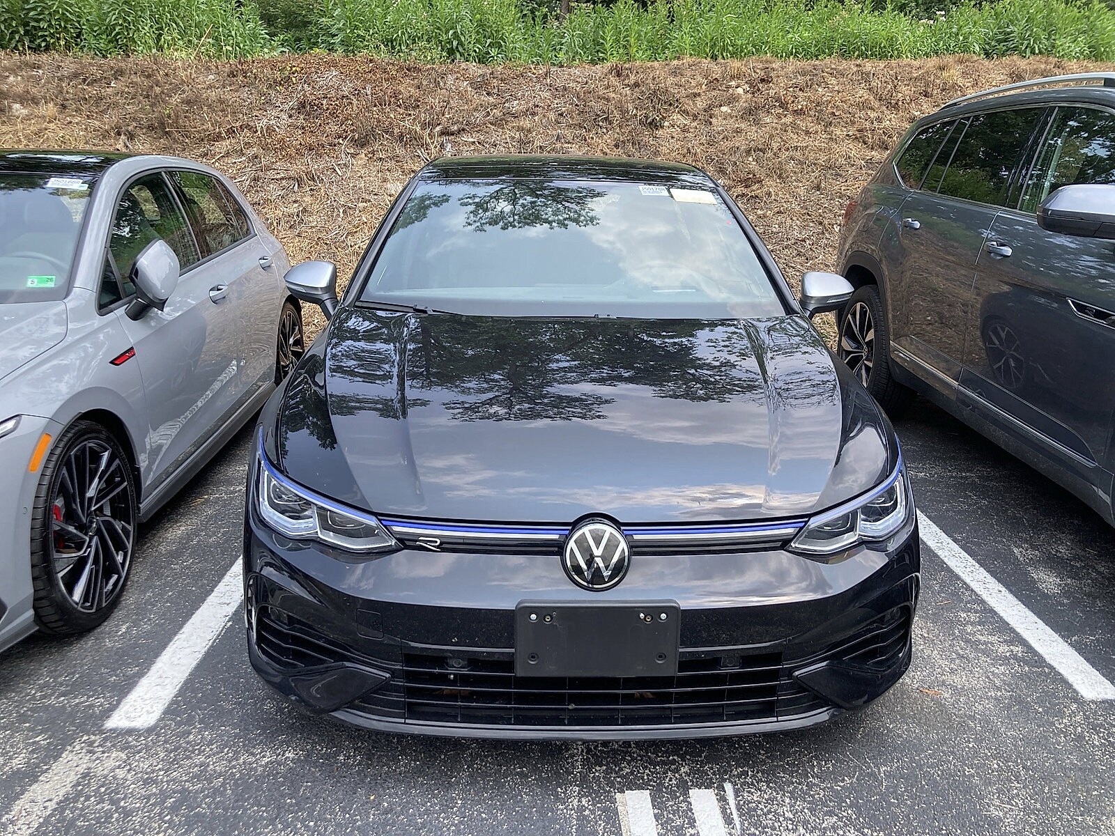 2024 Volkswagen Golf R photo 2