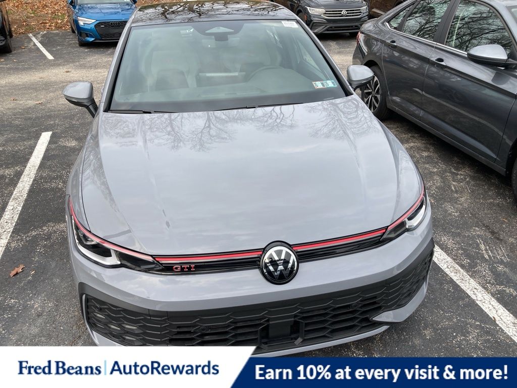 2026 Volkswagen Golf GTI SE photo 2