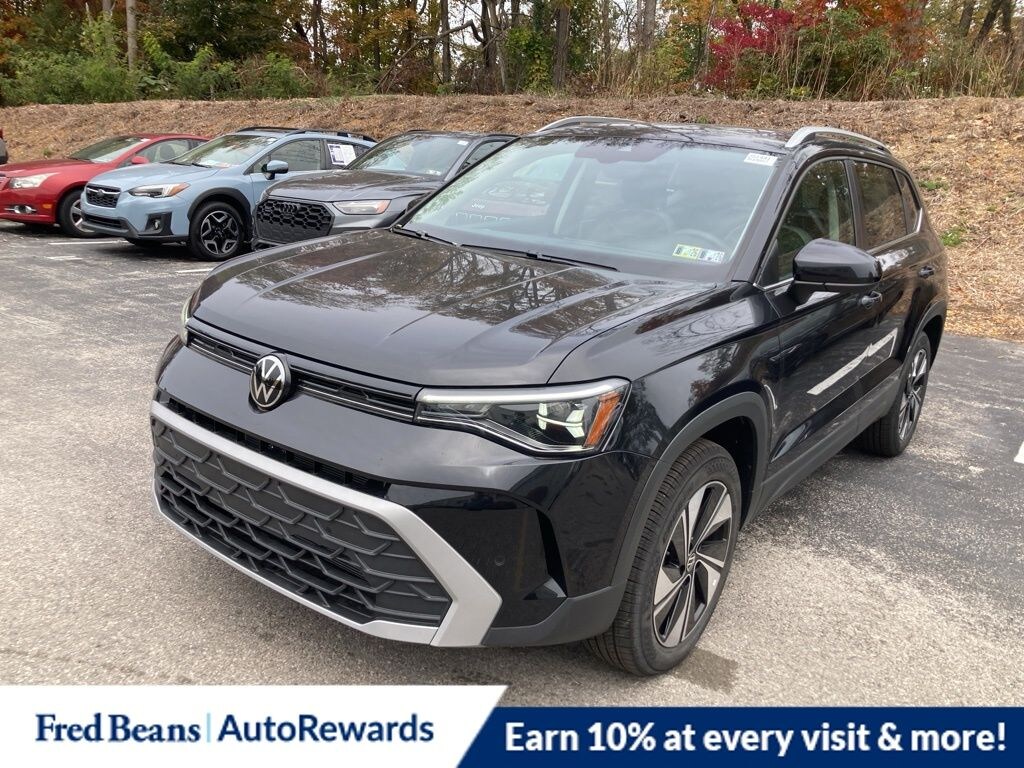 New 2025 Volkswagen Taos 1.5T SE SUV
