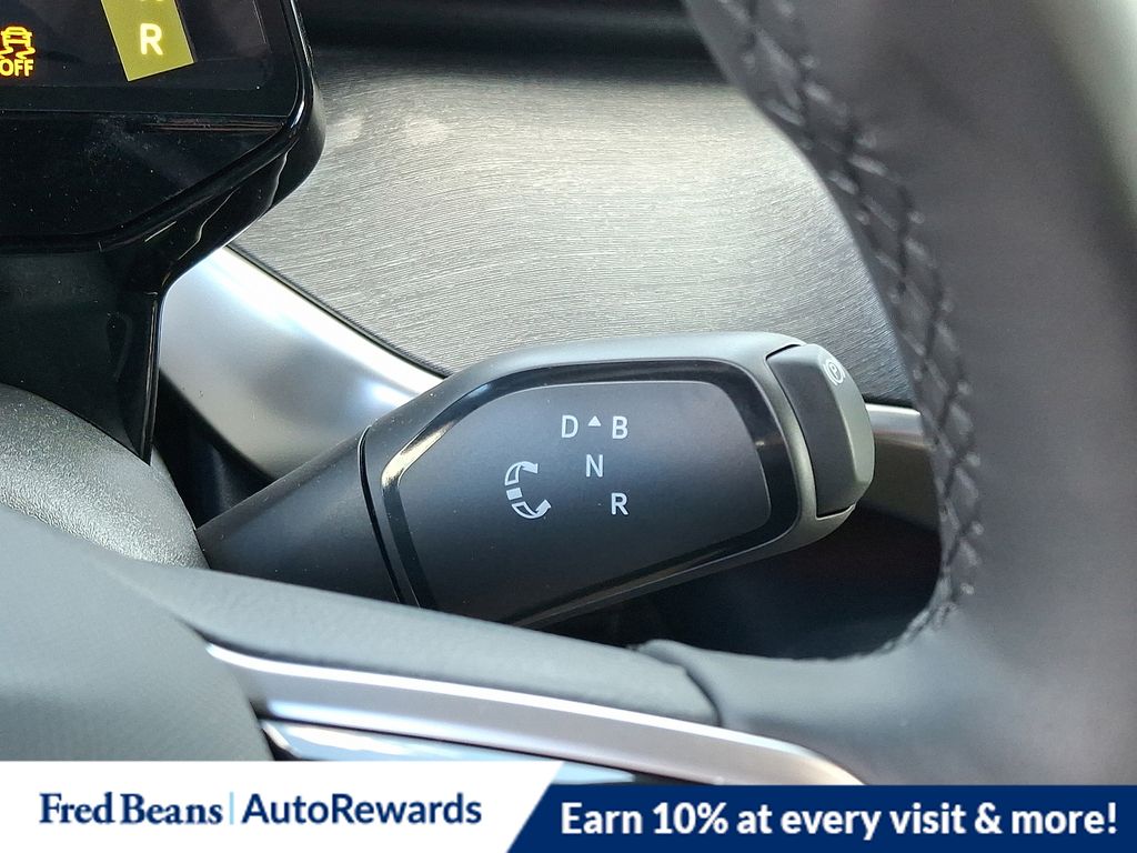 2025 Volkswagen ID. Buzz PRO S - Photo 7