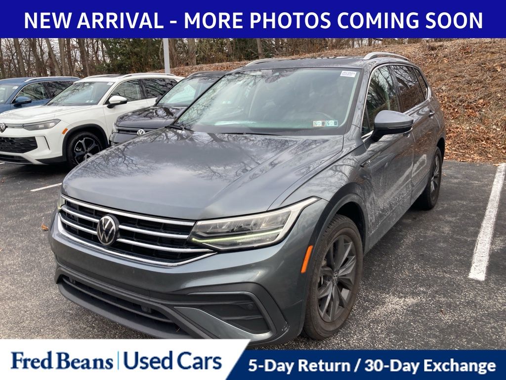 2022 Volkswagen Tiguan SE photo 3