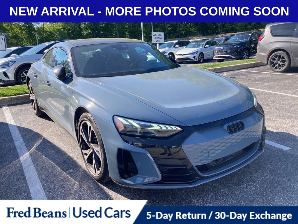 2023 Audi e-tron GT Premium Plus quattro's photo