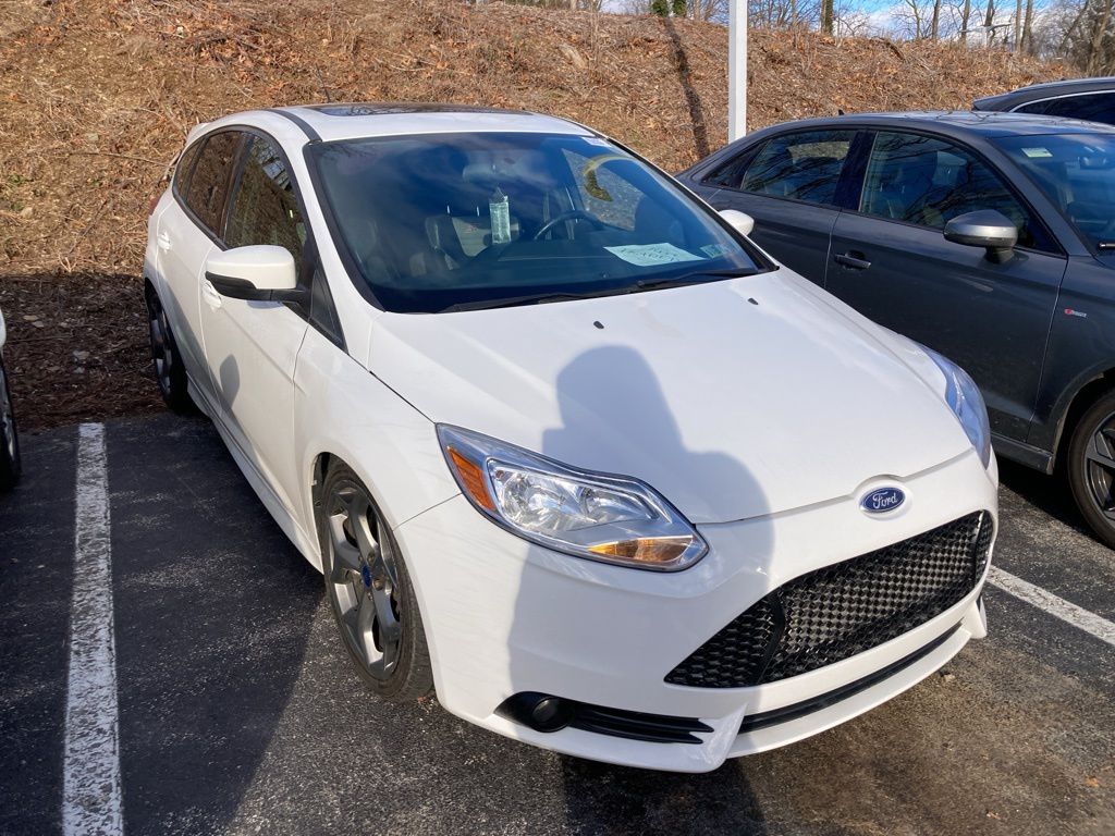 2014 Ford Focus ST's photo