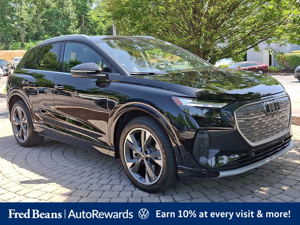 2022 Audi Q4 e-tron 50 Premium Plus quattro's photo