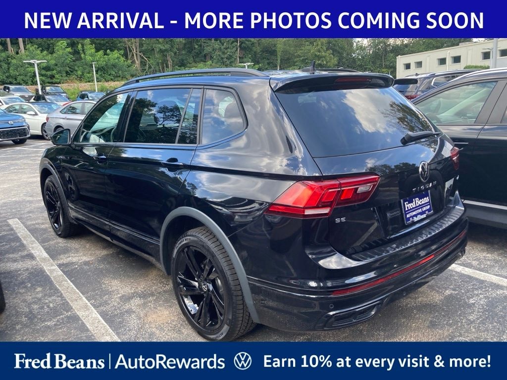 Certified 2023 Volkswagen Tiguan 2.0T SE R-Line Black SUV