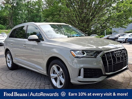 2023 Audi Q7 45 Premium