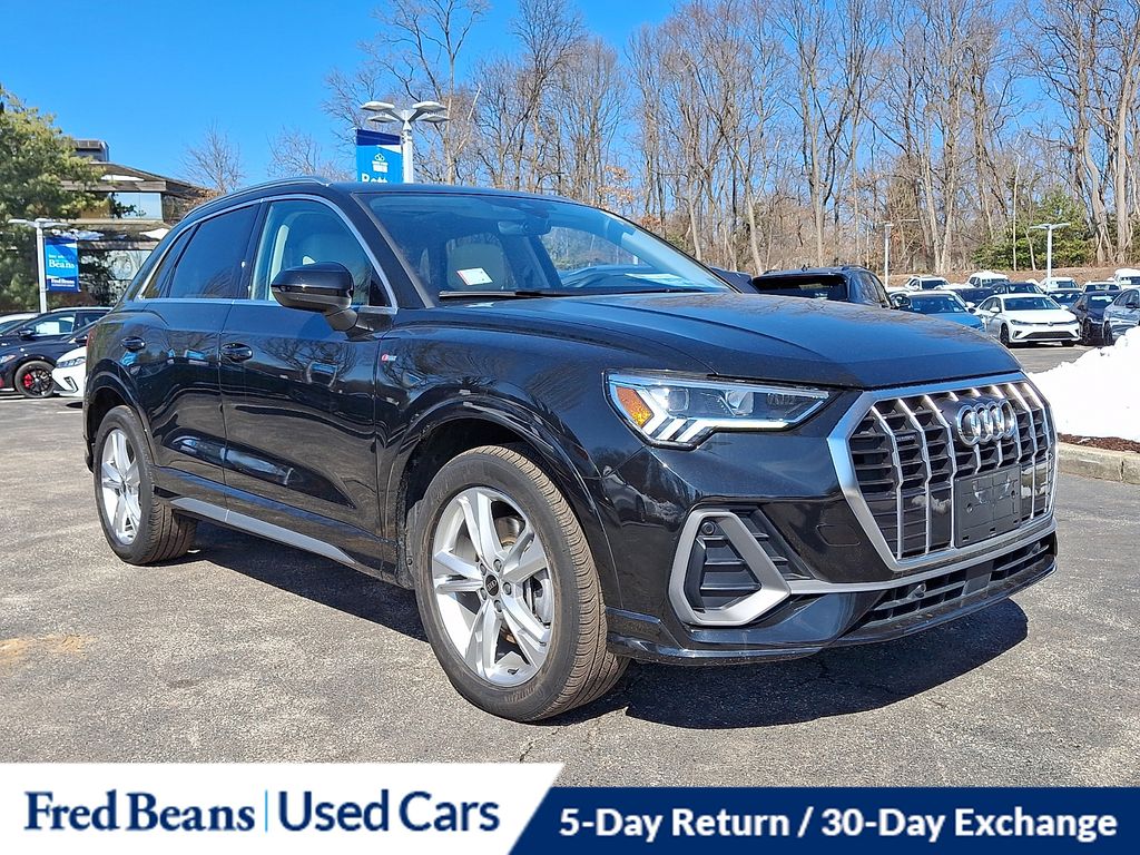 2023 Audi Q3 S Line Premium