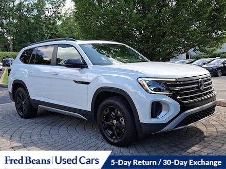 2025 Volkswagen Atlas 2.0T Peak Edition