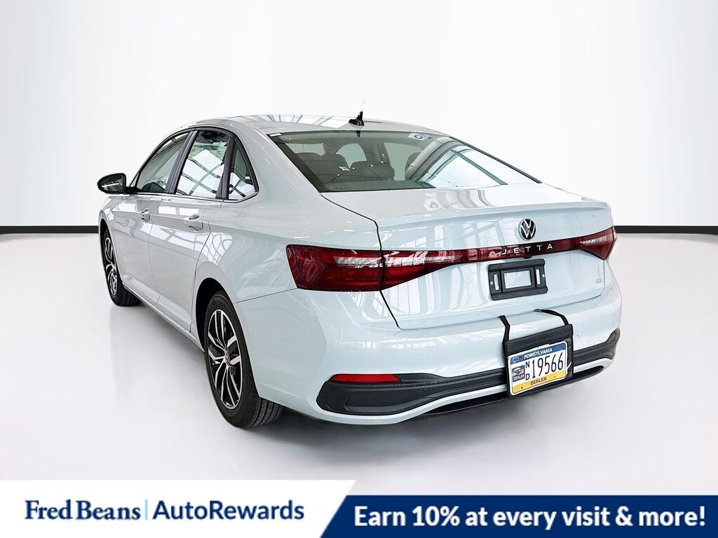 New 2026 Volkswagen Jetta 1.5T SE Sedan