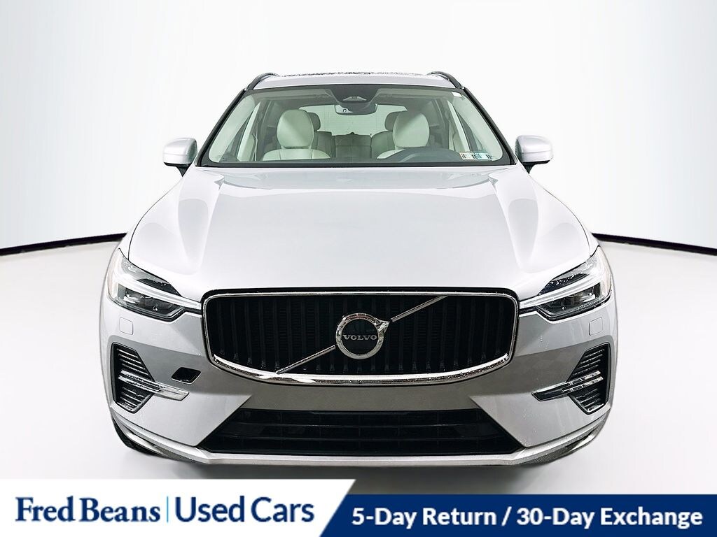 Used 2022 Volvo XC60 B5 AWD Momentum SUV