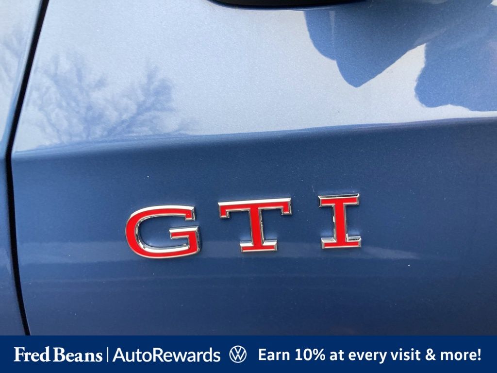 2026 Volkswagen Golf GTI SE - Photo 11