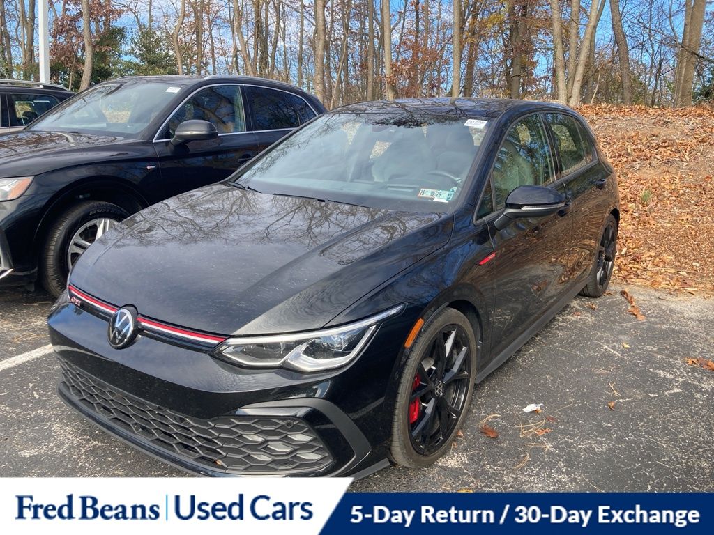 2024 Volkswagen Golf GTI 380 Autobahn photo 3