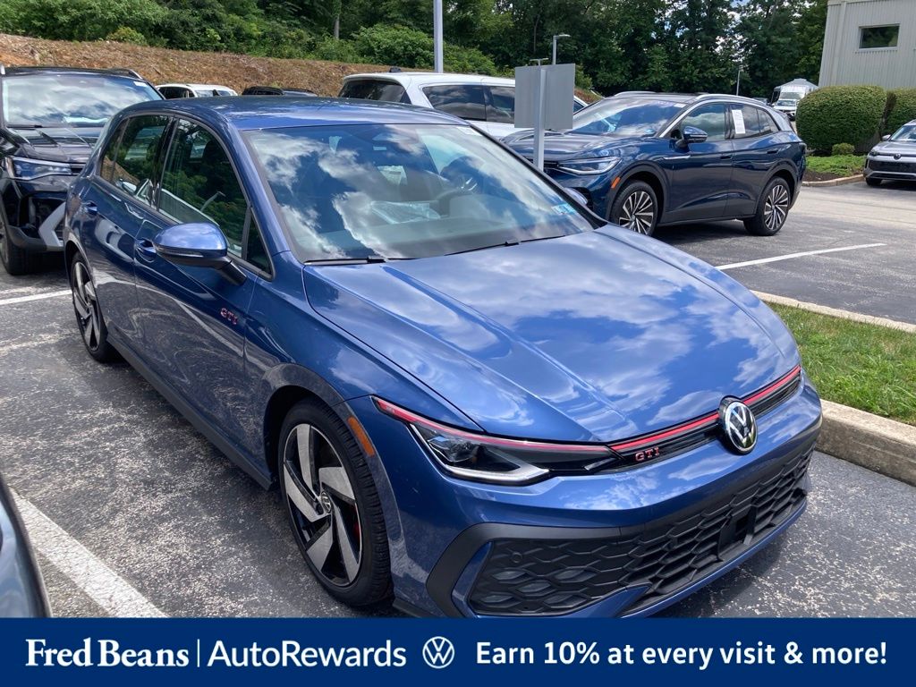 New Volkswagen Golf For Sale in Devon, PA