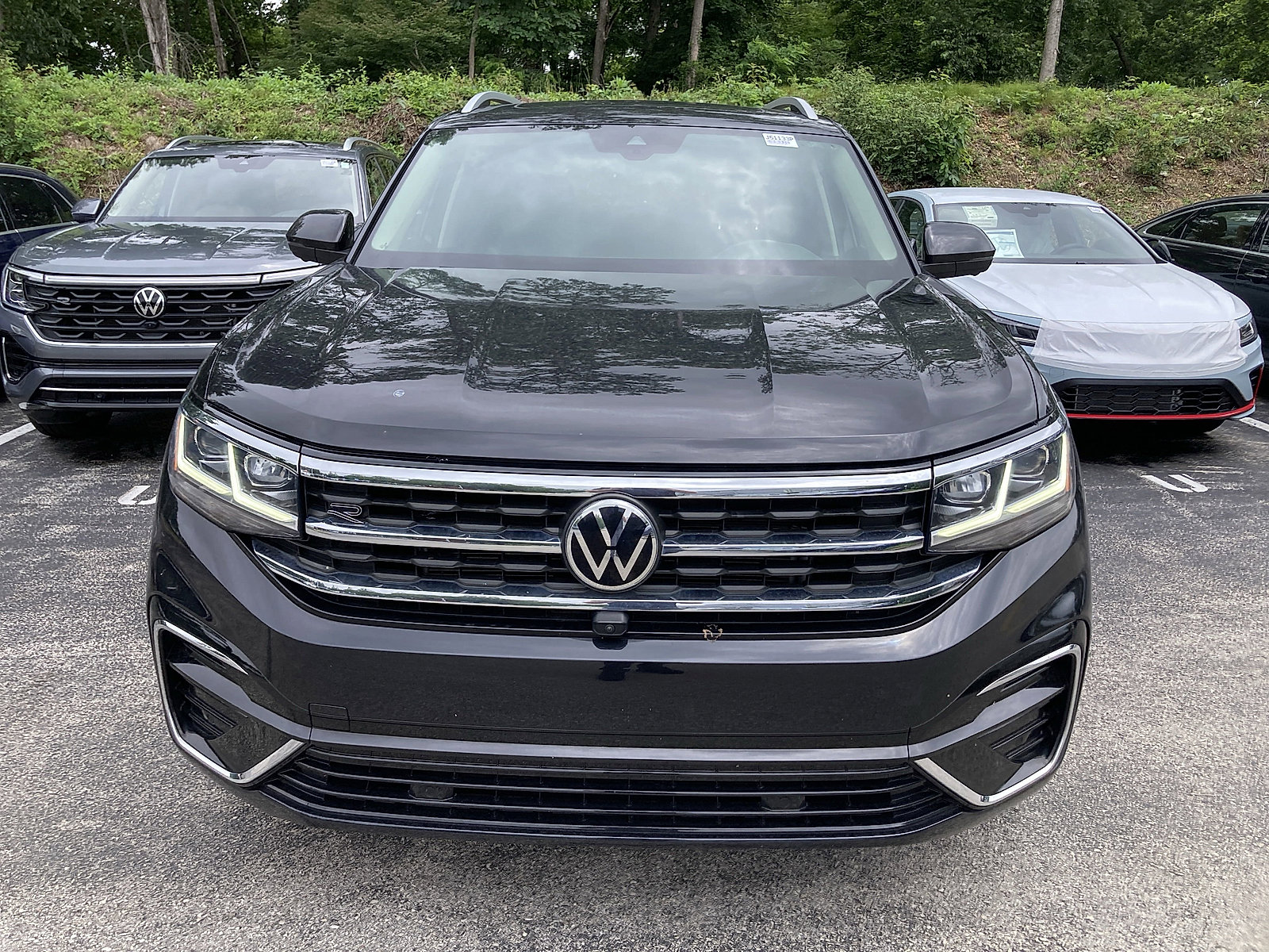 Used 2022 Volkswagen Atlas SEL Premium R-Line with VIN 1V2FR2CA0NC541957 for sale in Devon, PA