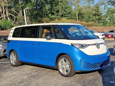 2025 Volkswagen ID. Buzz Pro S Plus Van 4MOTION