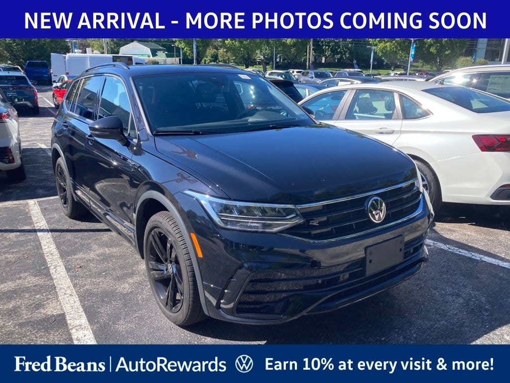 Certified 2024 Volkswagen Tiguan 2.0T SE R-Line Black SUV
