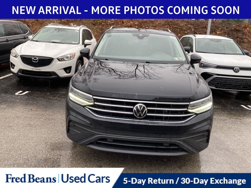 2022 Volkswagen Tiguan SE photo 2