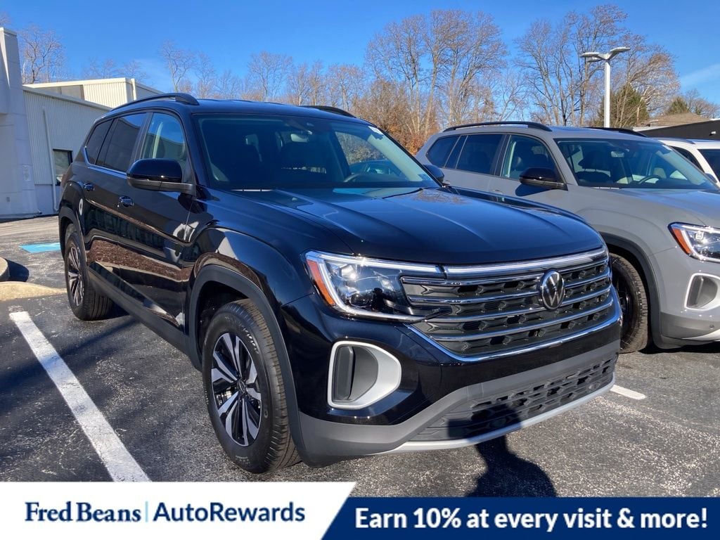 2026 Volkswagen Atlas SE's photo