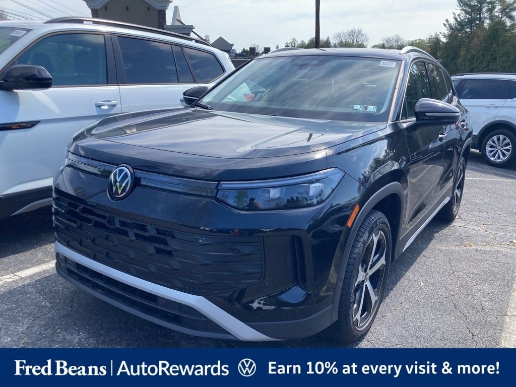 New 2026 Volkswagen Tiguan 2.0T SE SUV