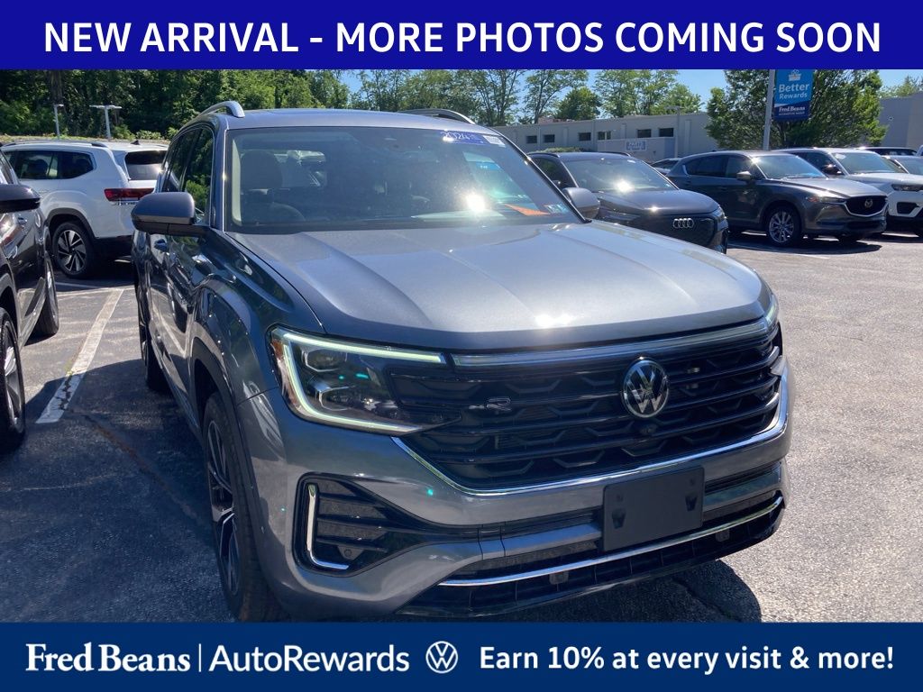 2024 Volkswagen Atlas 2.0T SEL Premium R-Line 4MOTION's photo