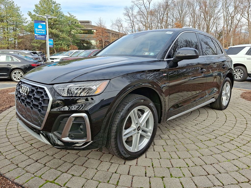 2023 Audi Q5 55 S line Premium photo 2