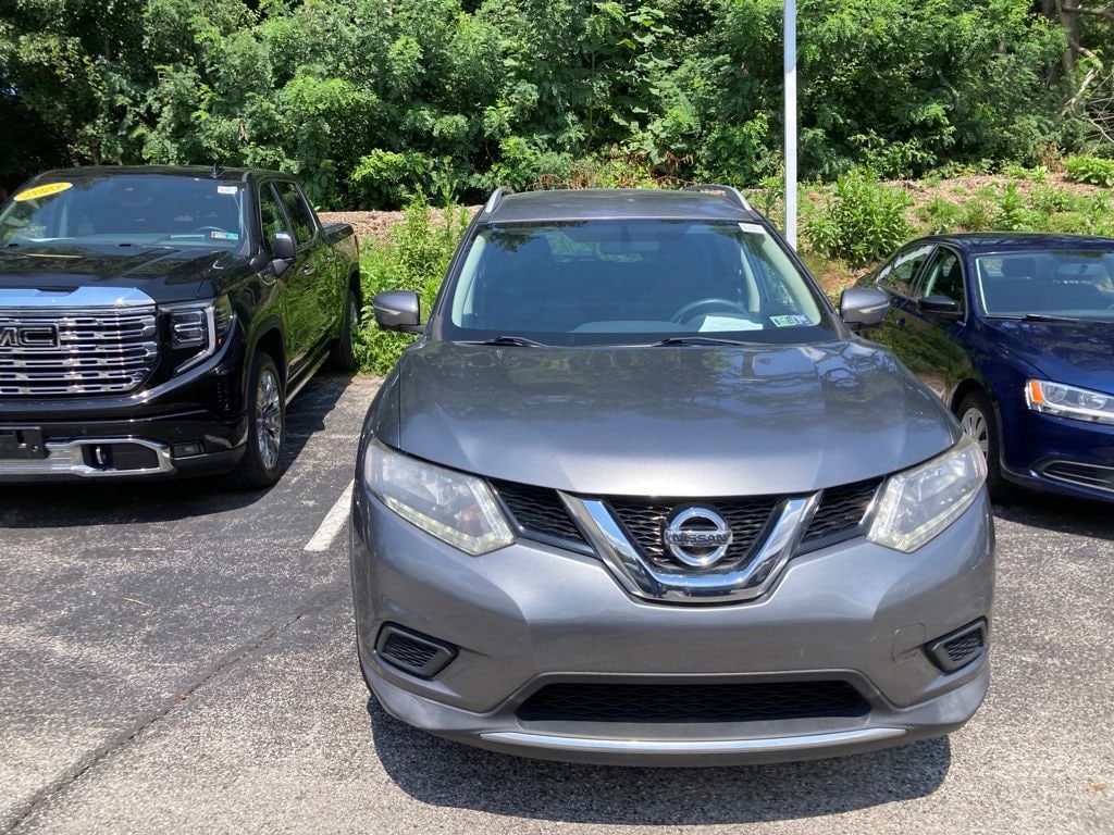 Used 2015 Nissan Rogue SV SUV