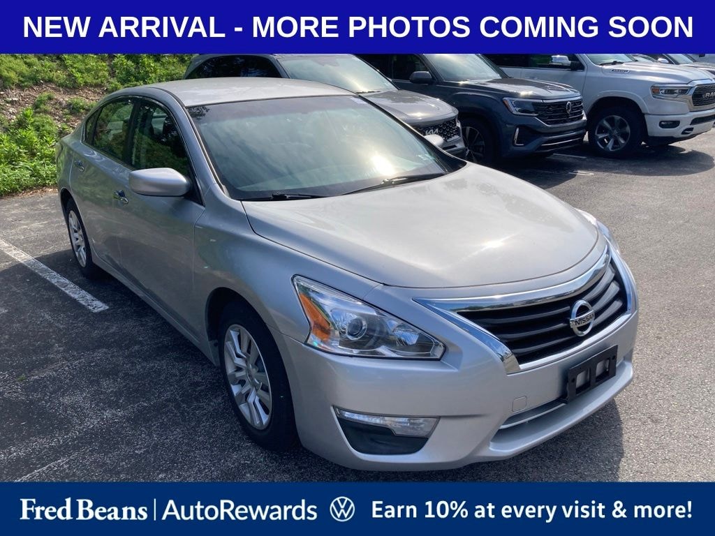 Used 2015 Nissan Altima 2.5 Sedan