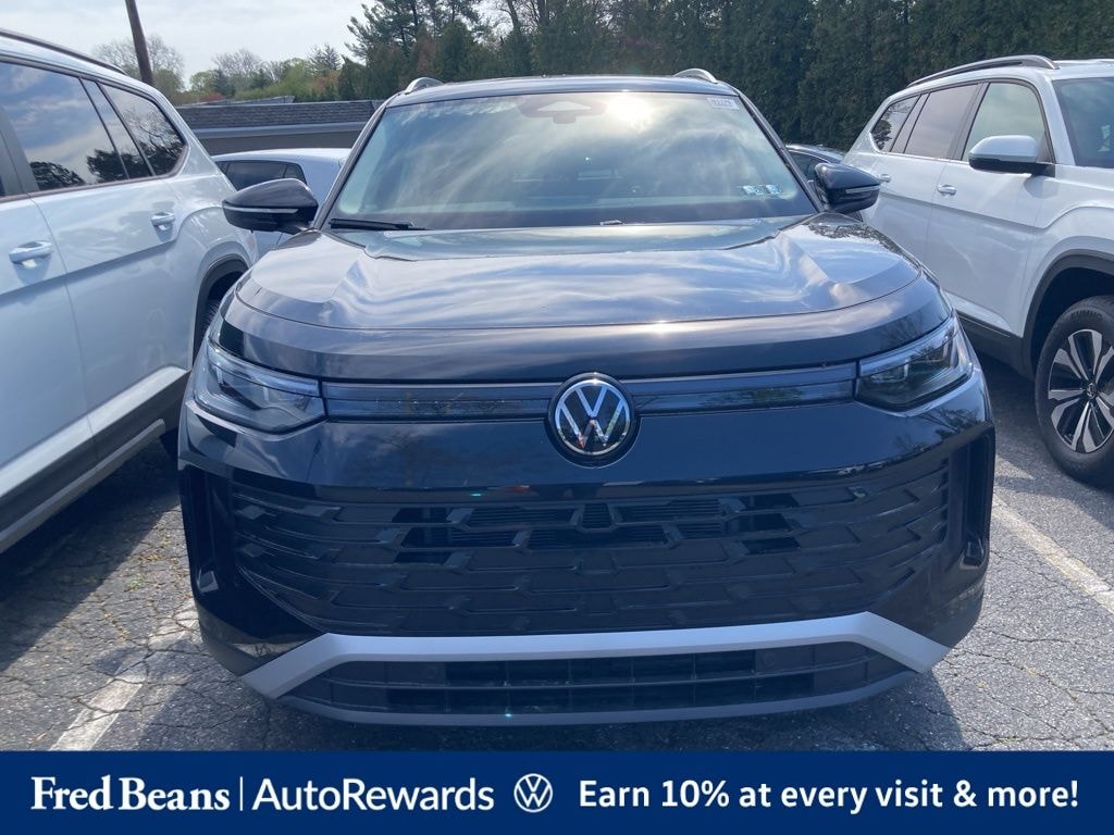 New 2026 Volkswagen Tiguan 2.0T SE SUV