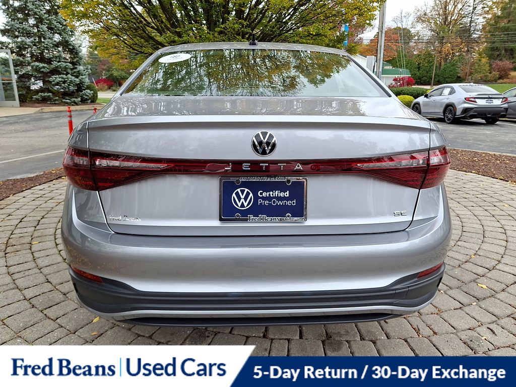2025 Volkswagen Jetta 1.5T SE photo 4