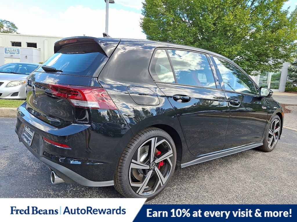 New 2025 Volkswagen Golf GTI 2.0T SE Hatchback