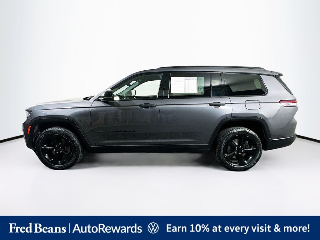 Used 2023 Jeep Grand Cherokee L Laredo SUV