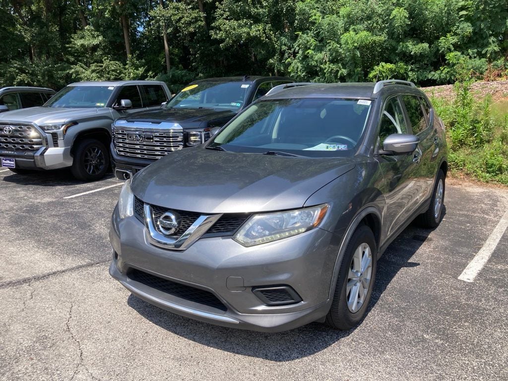 Used 2015 Nissan Rogue SV SUV
