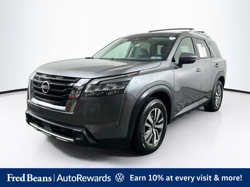 Used 2022 Nissan Pathfinder SL SUV