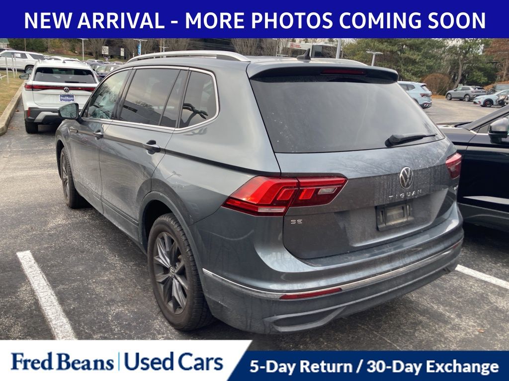 2022 Volkswagen Tiguan SE photo 4