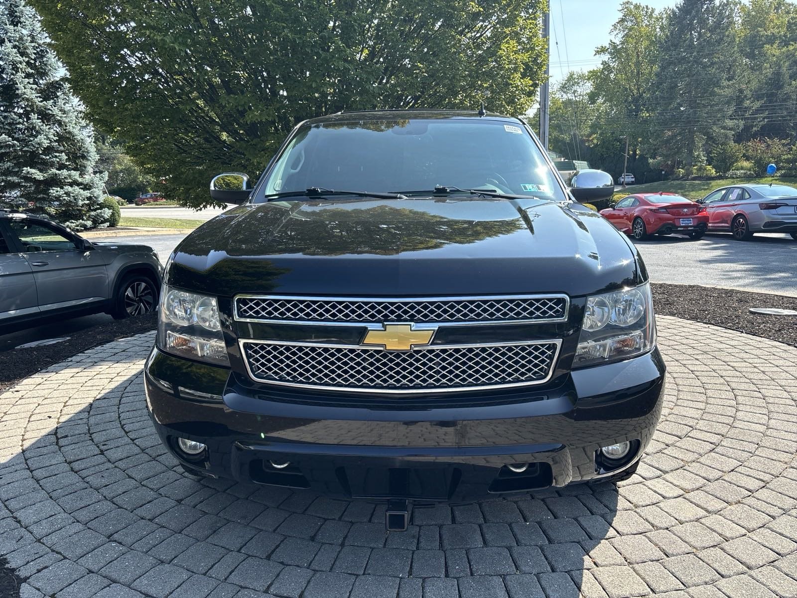 Used 2014 Chevrolet Suburban LTZ with VIN 1GNSKKE7XER129183 for sale in Devon, PA