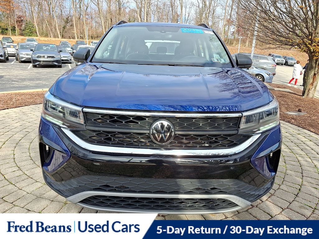 2023 Volkswagen Taos S photo 2