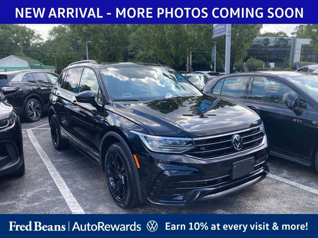 Certified 2023 Volkswagen Tiguan 2.0T SE R-Line Black SUV