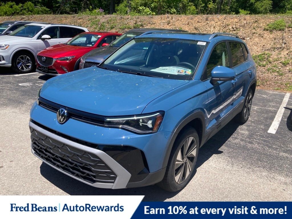 New 2026 Volkswagen Taos 1.5T SE SUV