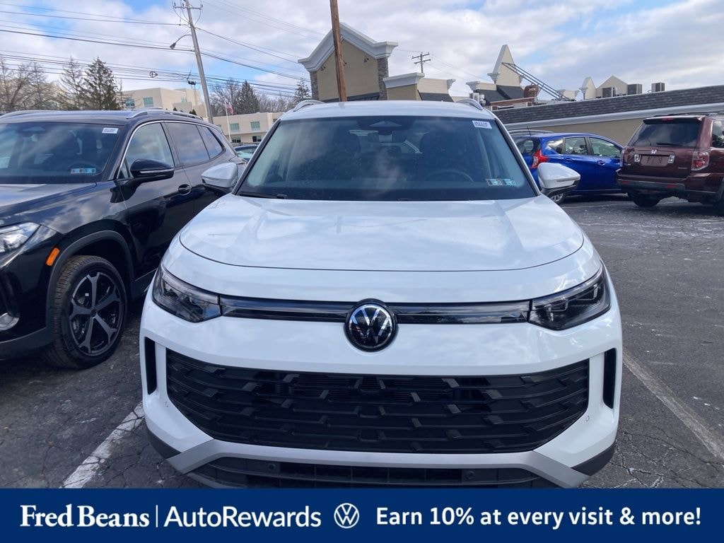 New 2026 Volkswagen Tiguan 2.0T SE SUV